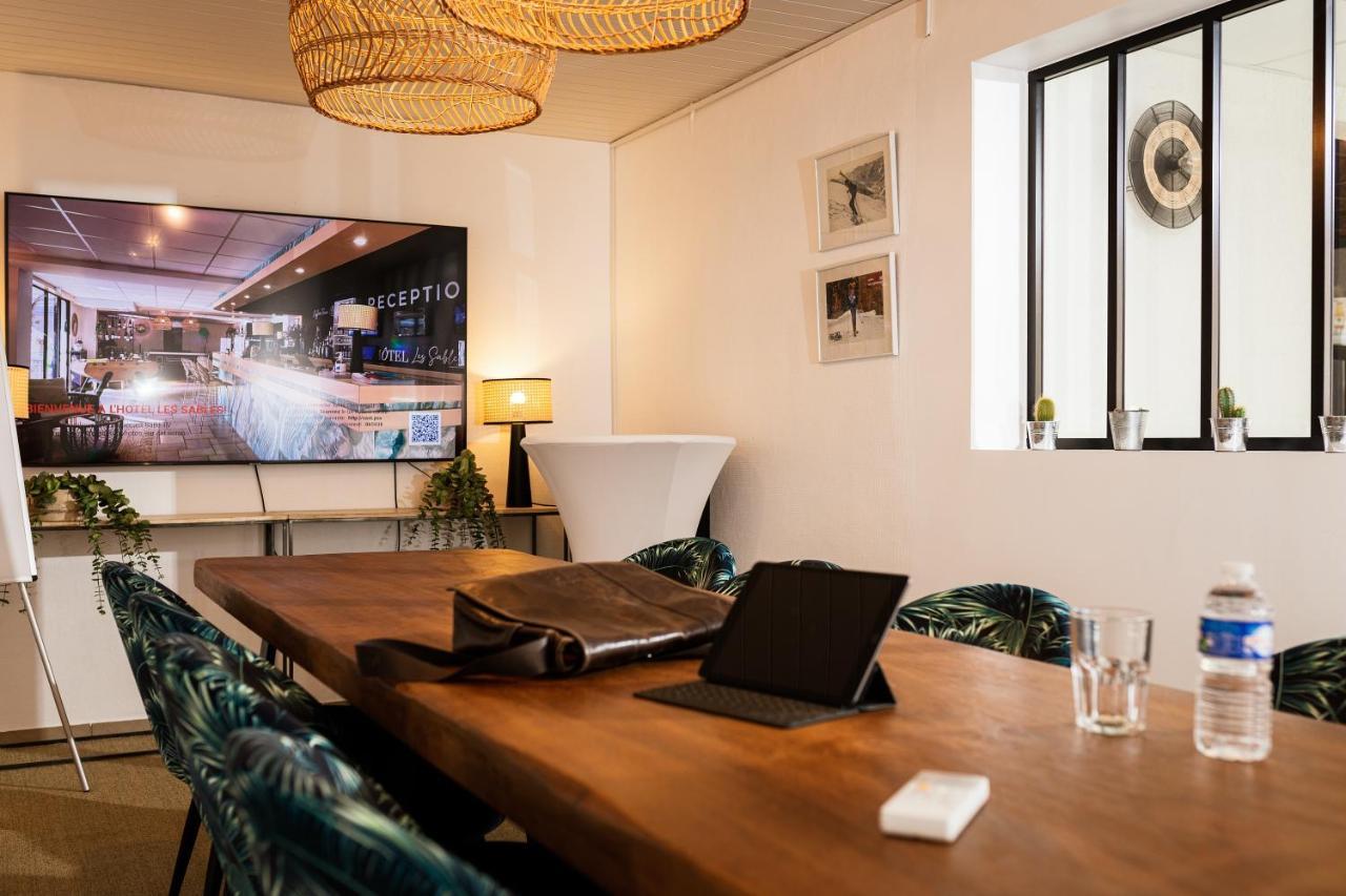 Hotel Les Sables - Urban Style - By Logis Hotels Canet-en-Roussillon Buitenkant foto